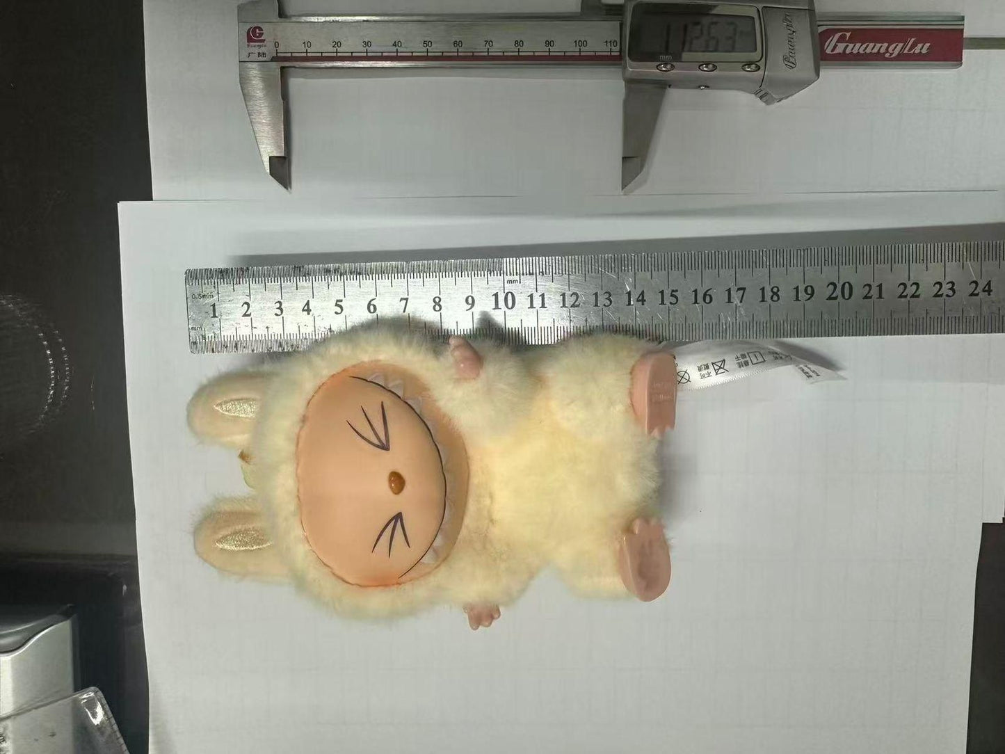 Labubu Doll – Cute & Mischievous Collectible Toy